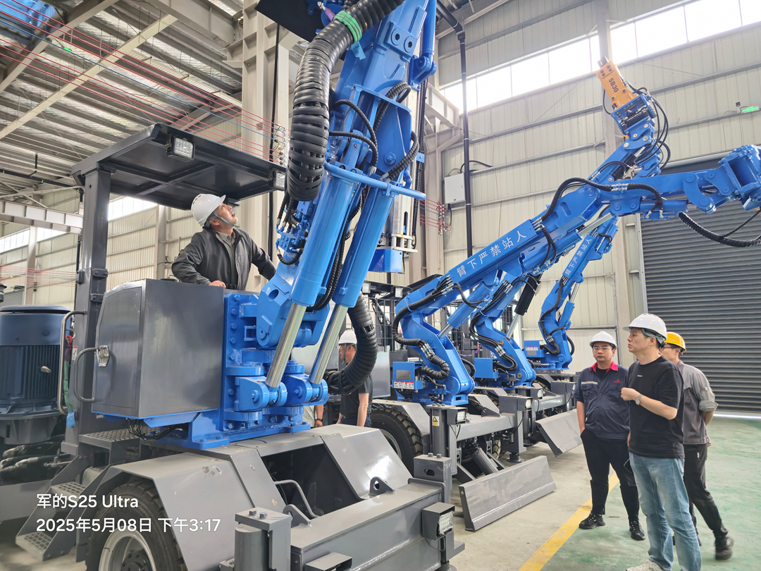 陕西中业华恒管理层走进鹏翔智装共探智能建造新路径