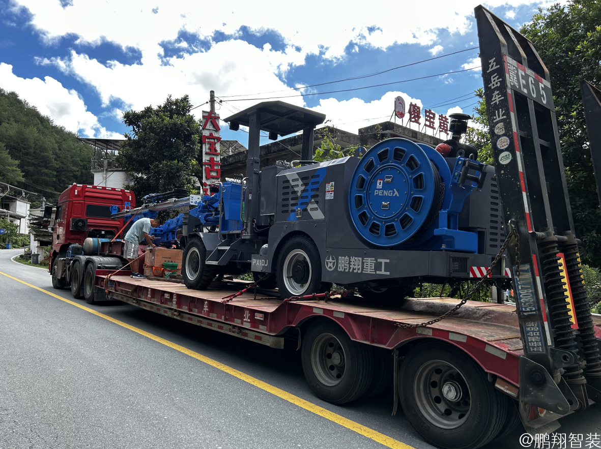 掘进台车和凿岩台车的区别：不只是名称差异